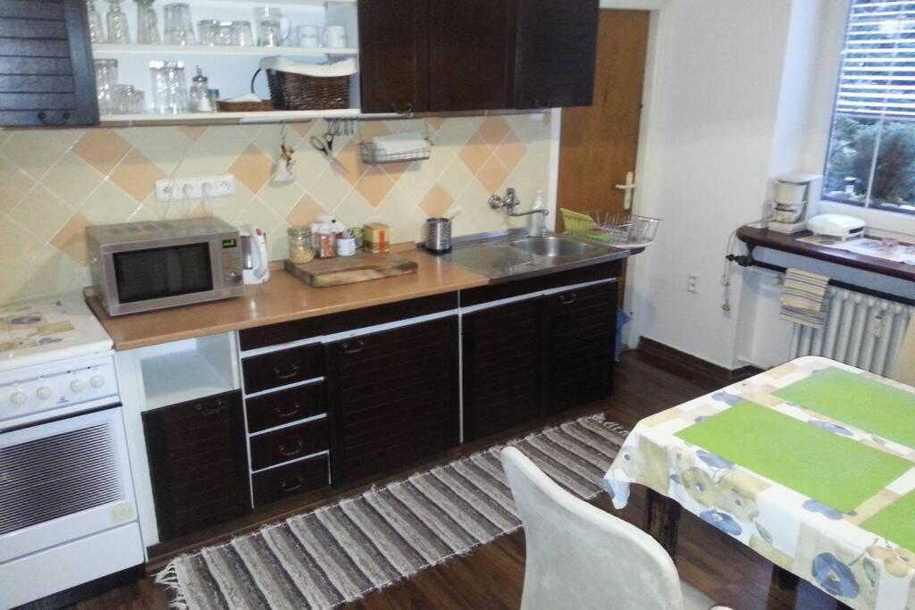 Sunny&SpaciousApt 80 m² parking/balcony/center Žilina Exterior foto